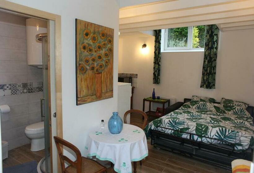 ペンション Studio Près Du Mont Saint Michel