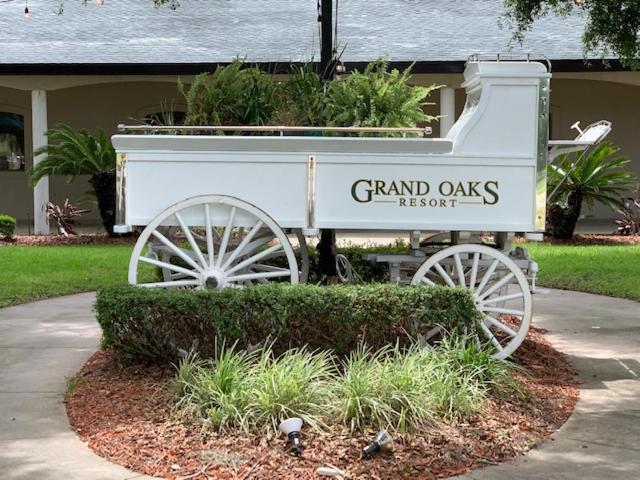 The Grand Oaks Resort