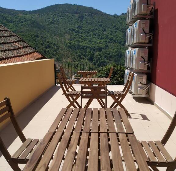 הוסטל Entresocalcos