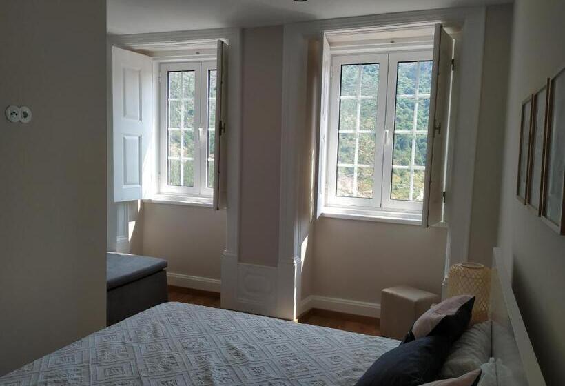 הוסטל Entresocalcos