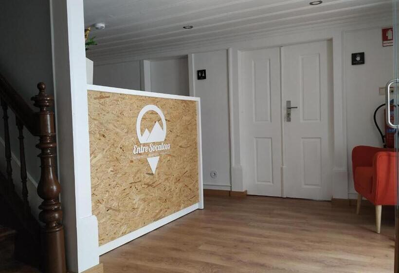 הוסטל Entresocalcos