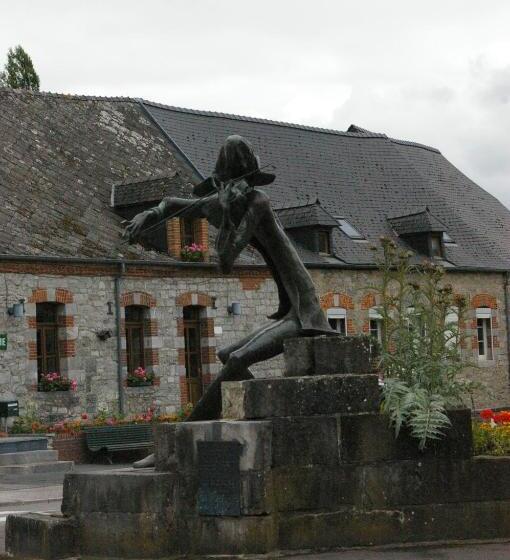 ベッドアンドブレックファースト Au Charme D Antan