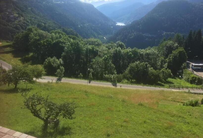 مبيت وإفطار B And B Nonna Rosa Vista Lagorai