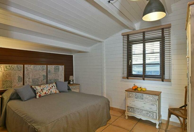 ベッドアンドブレックファースト Cirasa Luxury Country House