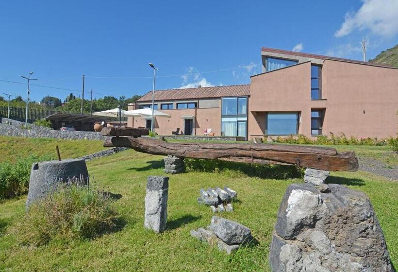 ベッドアンドブレックファースト Cirasa Luxury Country House