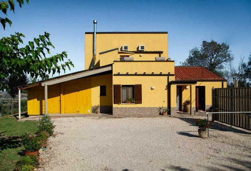 تختخواب و صبحانه La Casa Del Sole