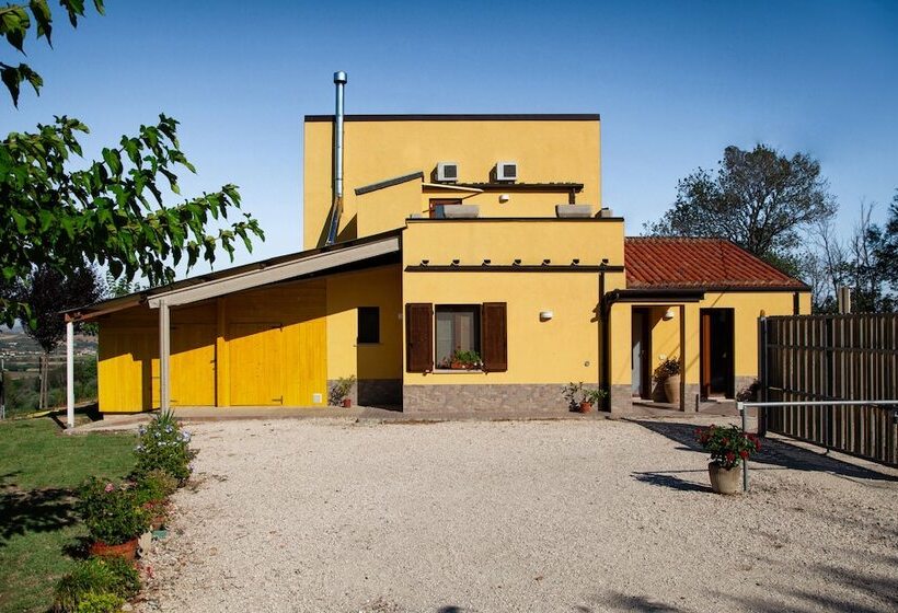 تختخواب و صبحانه La Casa Del Sole