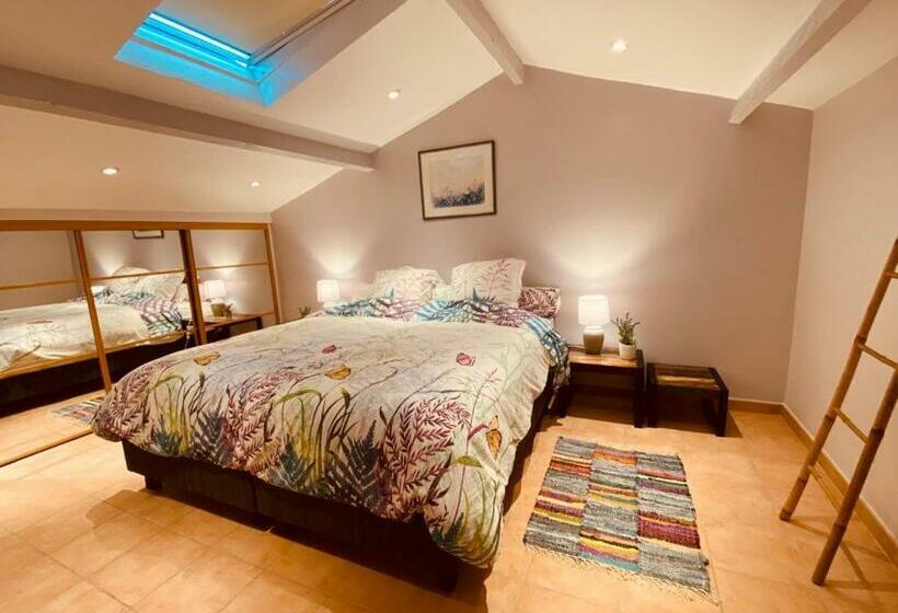 住宿加早餐  La Villa Des Ames Liées