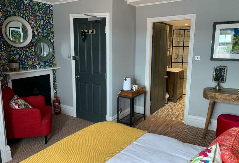 민박 Sherlocks Lodgings