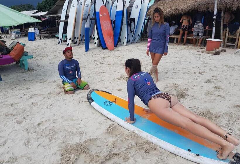 Nocleg ze śniadaniem Tropical Sunday Bungalow   Surf And Stay