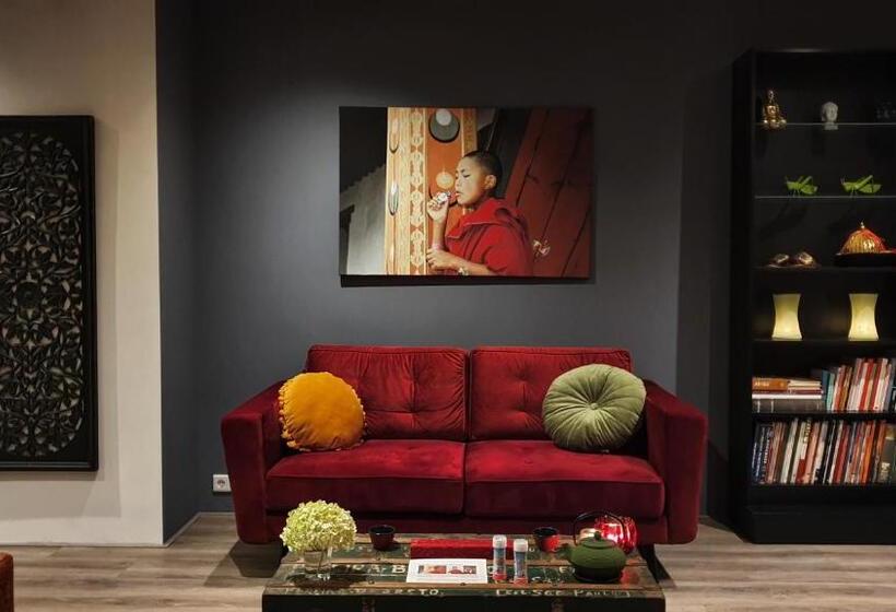 Downtown Hideaway, B&b Grand Deluxe