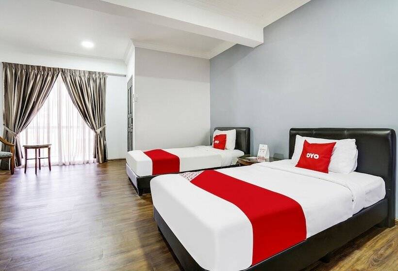 Отель Capital O 90490 Zaques