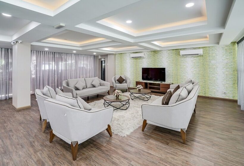 فندق Capital O 90490 Zaques