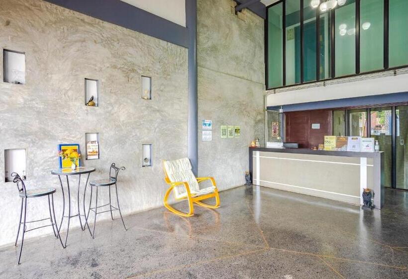 فندق Tyler Banpon