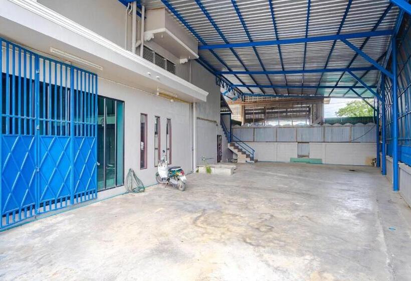 فندق Tyler Banpon