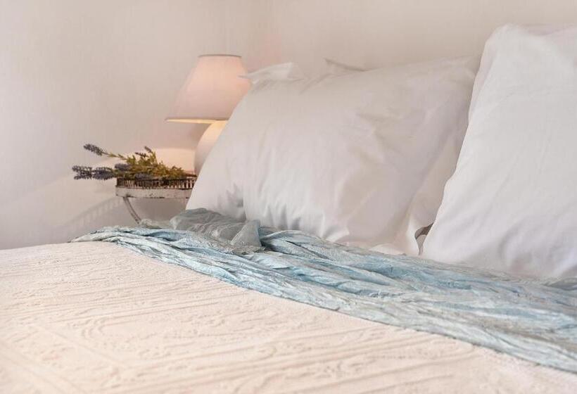 بنسيون Karamare