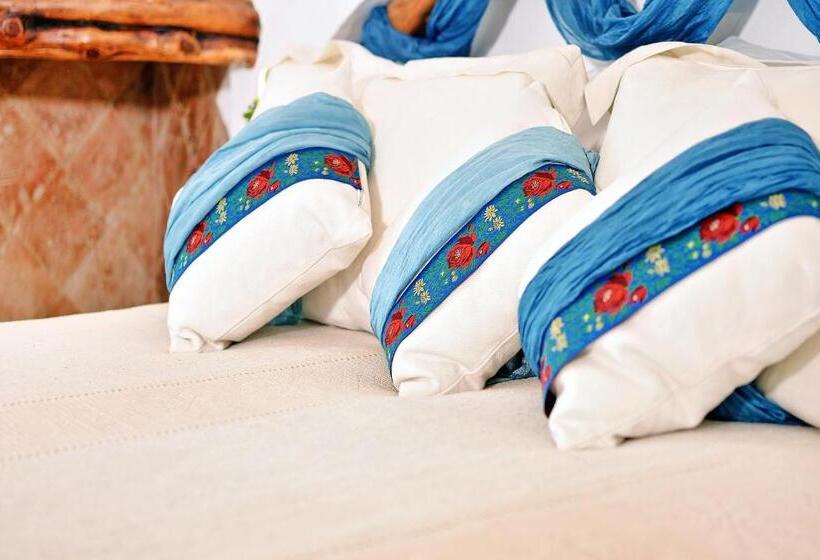 بنسيون Karamare