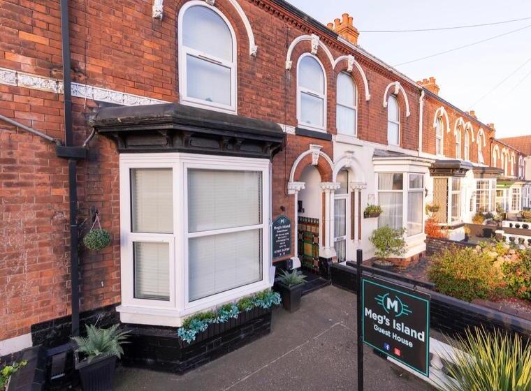 Пансион Megs Island Guest House