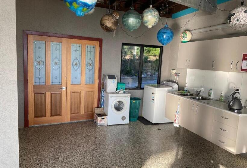 پانسیون Riva La Vista Cooktown