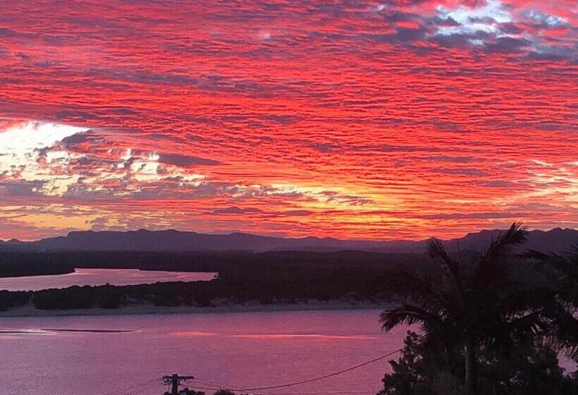 پانسیون Riva La Vista Cooktown