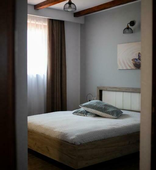 פנסיון Vilafrancisca10