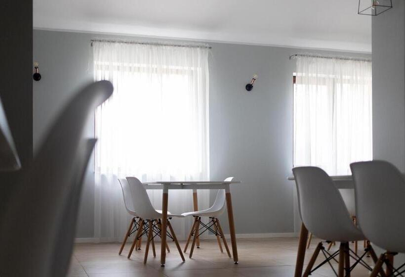 פנסיון Vilafrancisca10