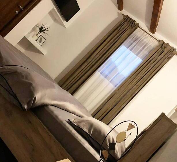 פנסיון Vilafrancisca10