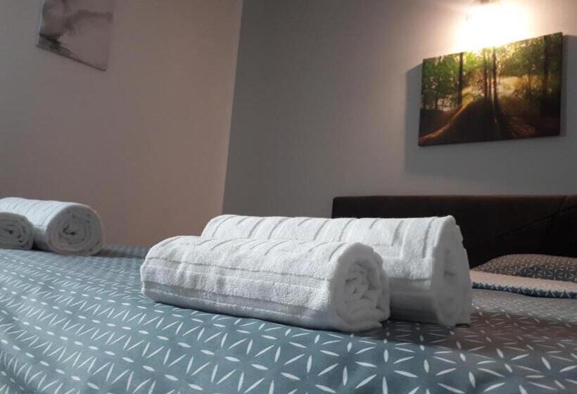 פנסיון Vilafrancisca10