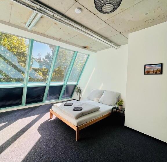 ユースホステル Project Bay   Workation / Coworking