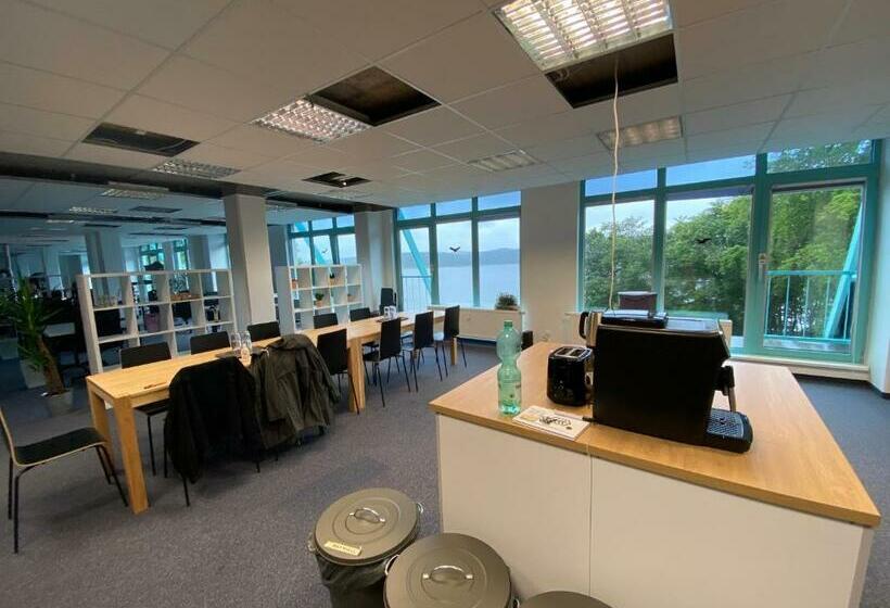 ユースホステル Project Bay   Workation / Coworking