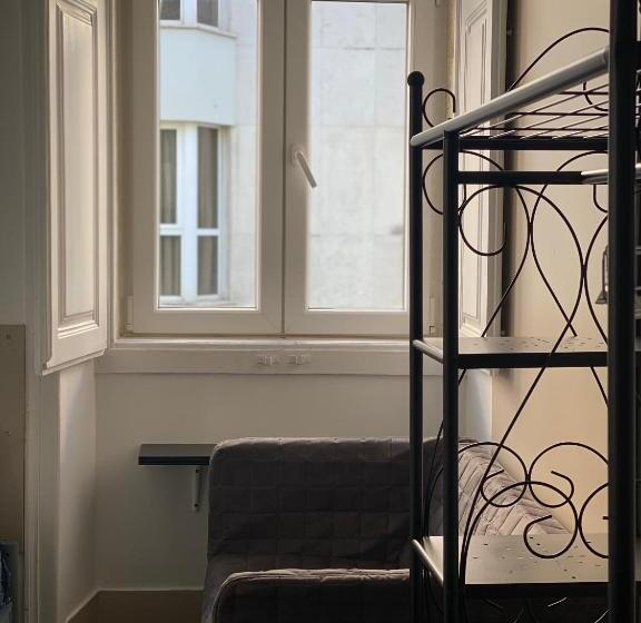 هاستل Sri Indo Guest House