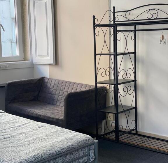 هاستل Sri Indo Guest House