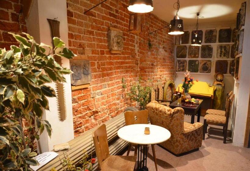 צימר Altstadthotel Zum Goldenen Anker