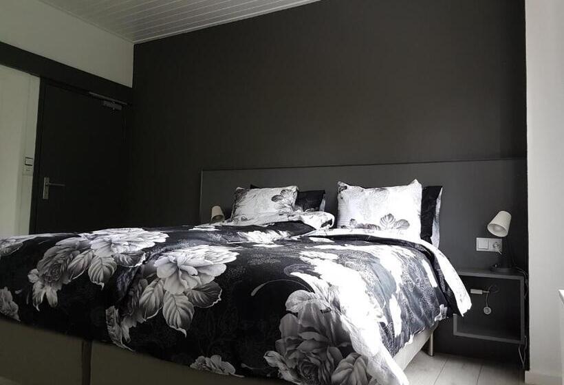 تختخواب و صبحانه Anno 1919