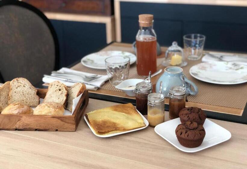 Bed and Breakfast Demeure Du Porzou, Chambres D Hôtes De Charme Dans Demeure D Exception, Parc Paysager, Spa, Massages