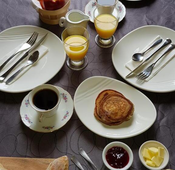 住宿加早餐 Domaine De Pelouaille Chambre D Hôtes