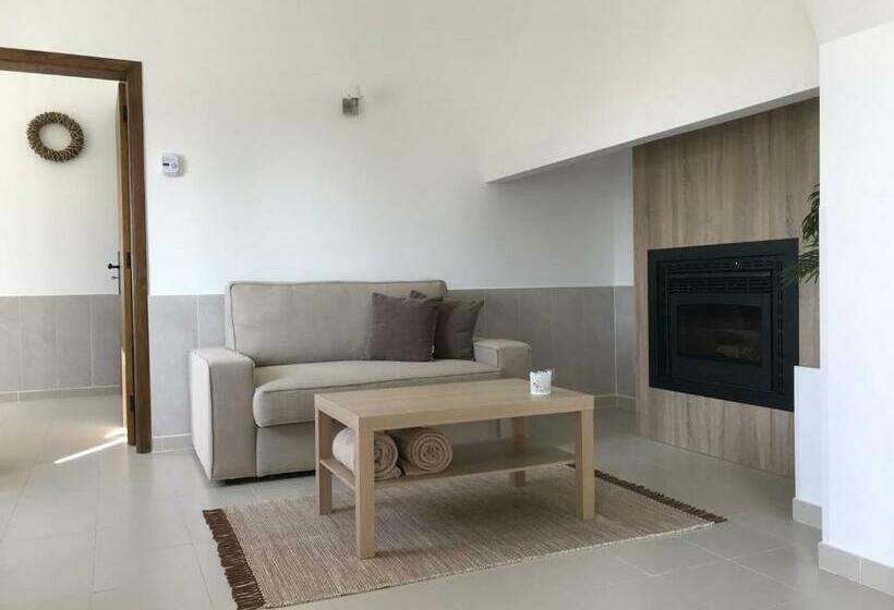 צימר Horta Da Rosa   Adults Only