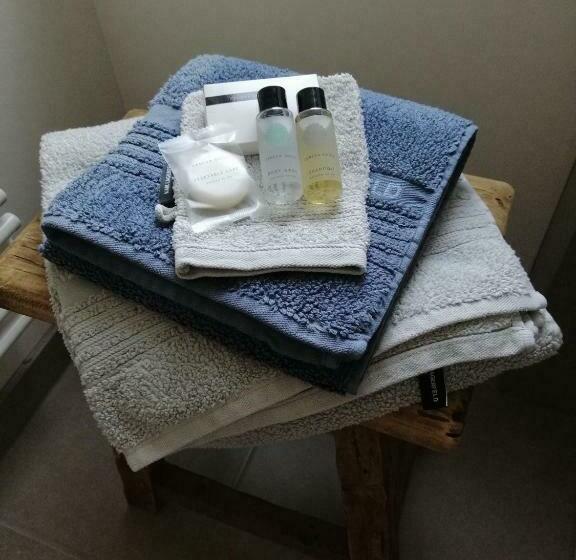 ベッドアンドブレックファースト La Roseraie