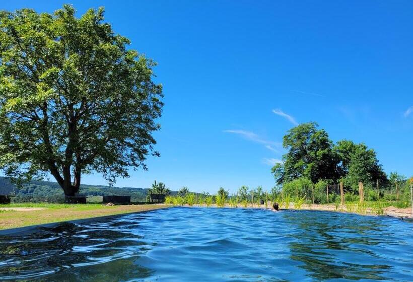 ベッドアンドブレックファースト La Roseraie