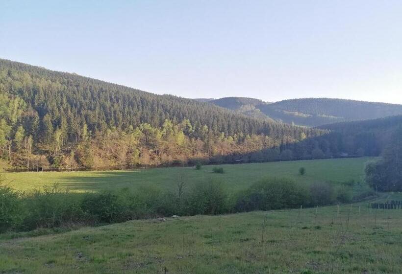 住宿加早餐  La Roseraie