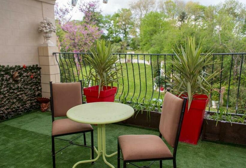 ベッドアンドブレックファースト Le Madrigal