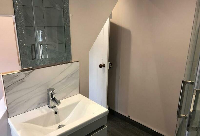 민박 Mount Street House