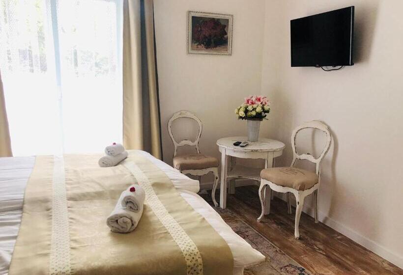 ベッドアンドブレックファースト Villa Bella