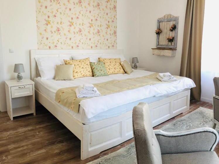 ベッドアンドブレックファースト Villa Bella