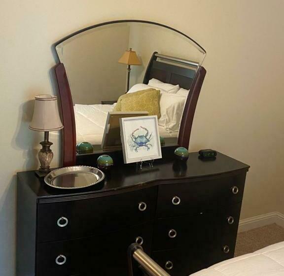 Condo W Pool Near Beaches, Dining, Shopping, Etc