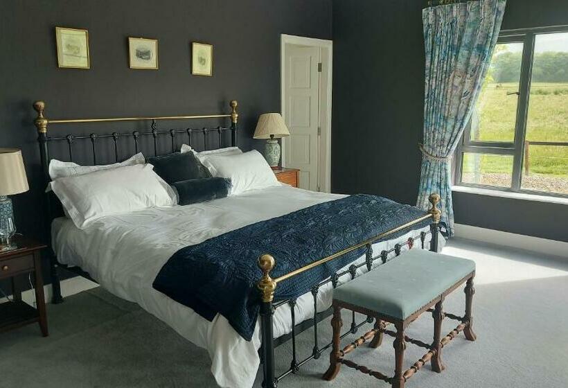 Coolcormack Stud B&b