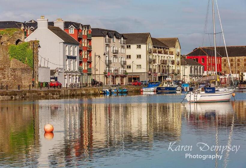 Coolcormack Stud B&b