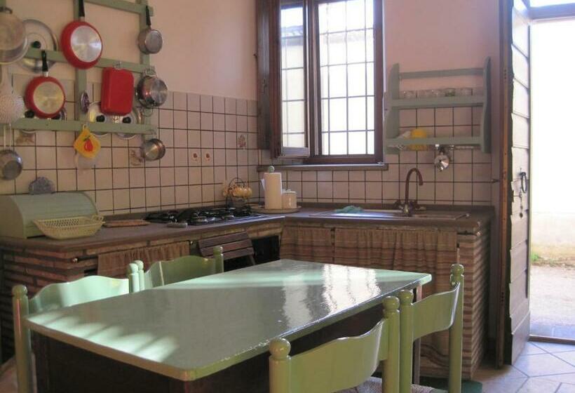 فندق Agriturismo L Oasi