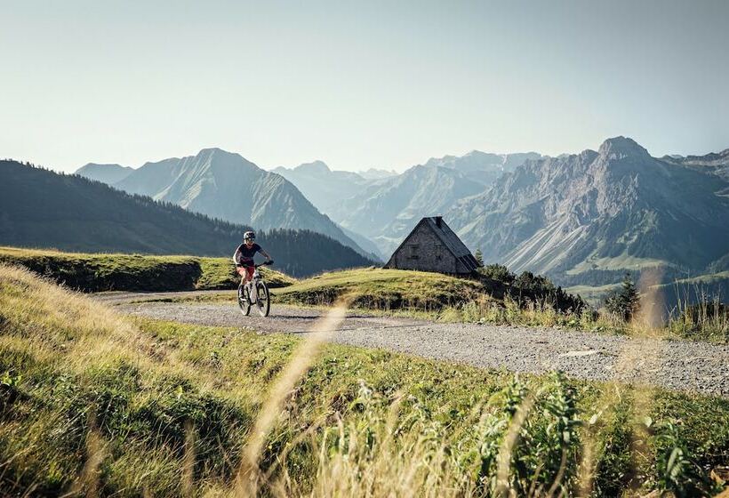 فندق Fuchsegg Eco Lodge