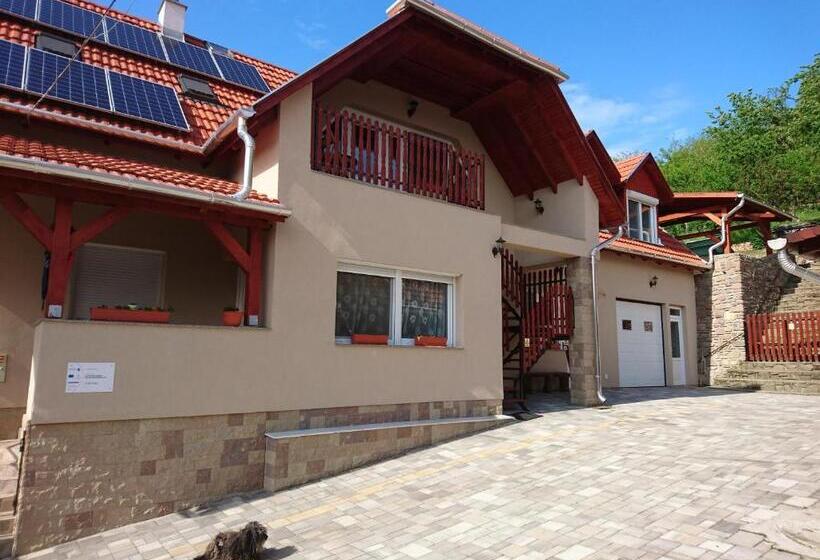 펜션 Bé La 2 Vendégház